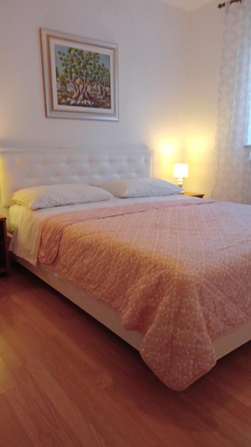 Apartments Radovic Labin  Exterior photo